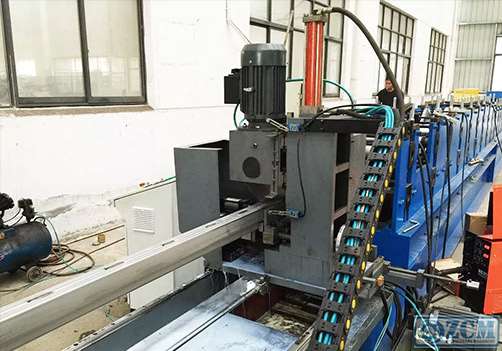 roll forming machine